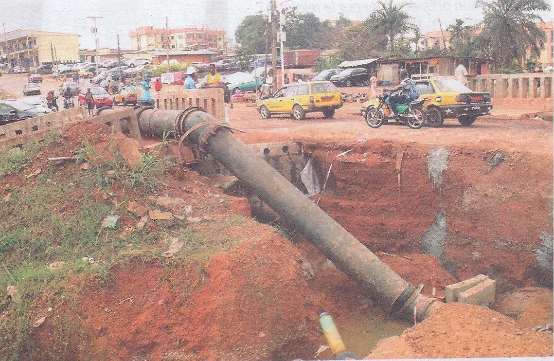 CAMWATER en renfort pour rétablir la distribution de l’eau dans certains quartiers de Yaoundé