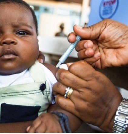 Manaouda Malachie lance une nouvelle campagne de vaccination contre la rougeole et la rubéole 